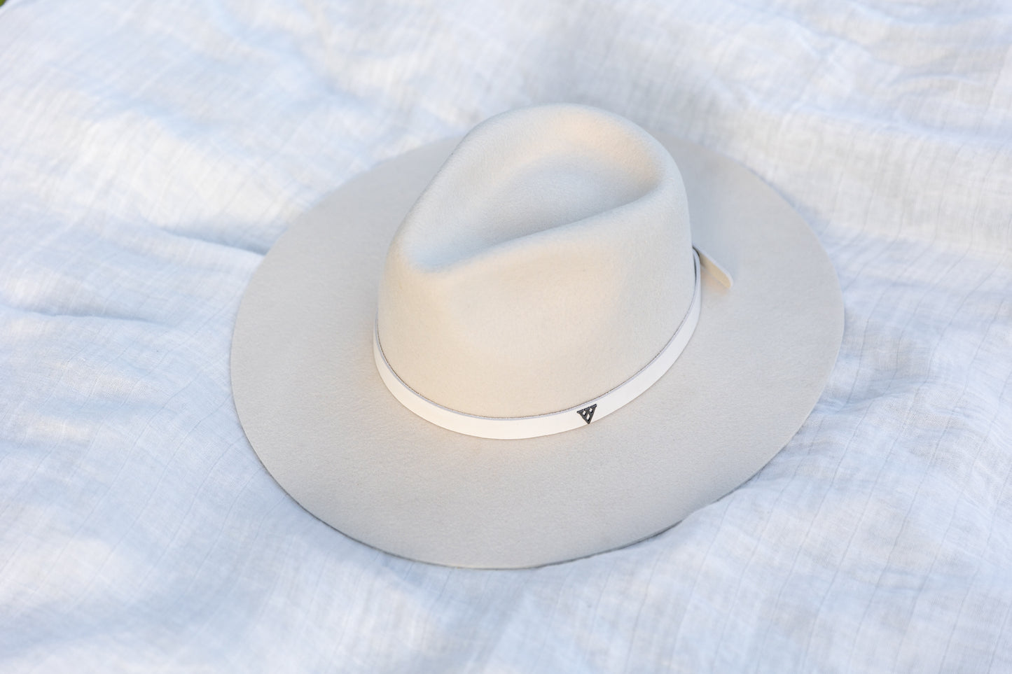 Lennon | Classic Rancher | Pearl