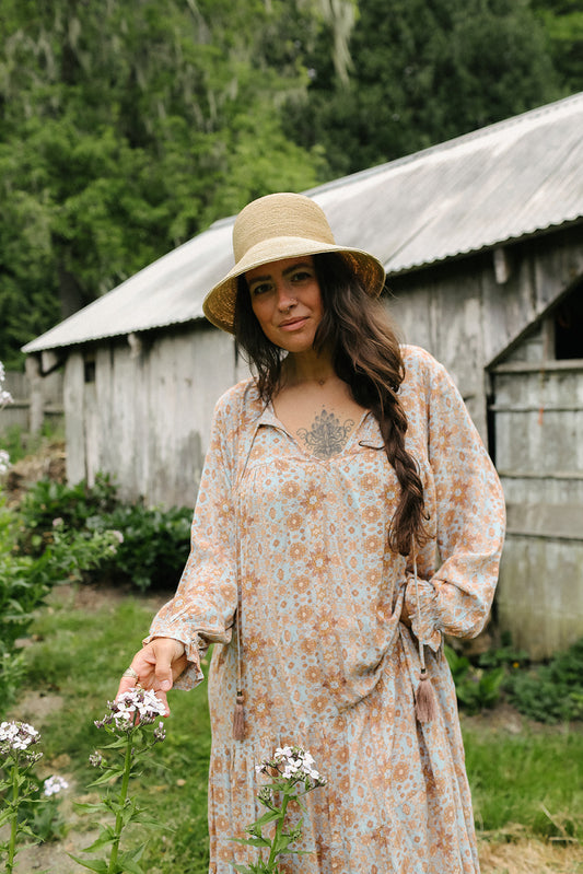 Daphne | Raffia Bucket