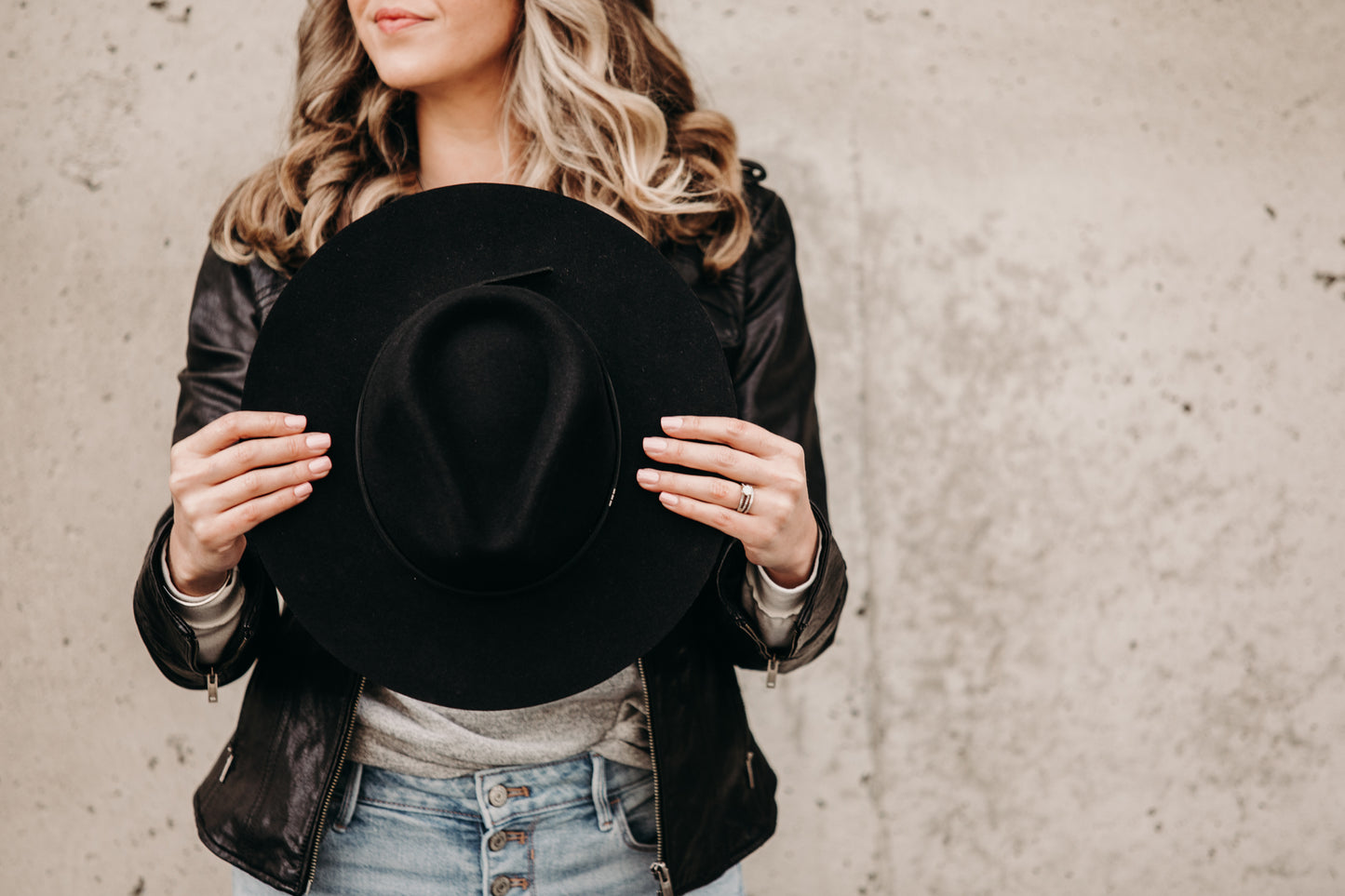 Sloane | Classic Rancher | Noir