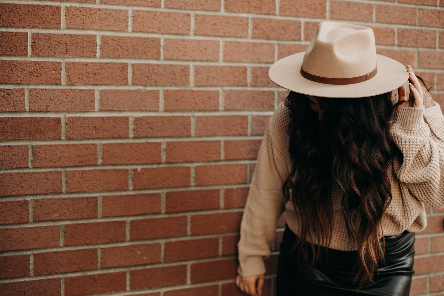 Sloane | Classic Rancher | Latte