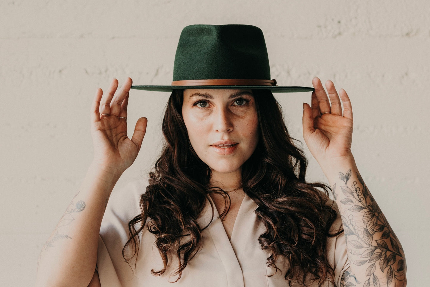 River | Teardrop Fedora | Everest