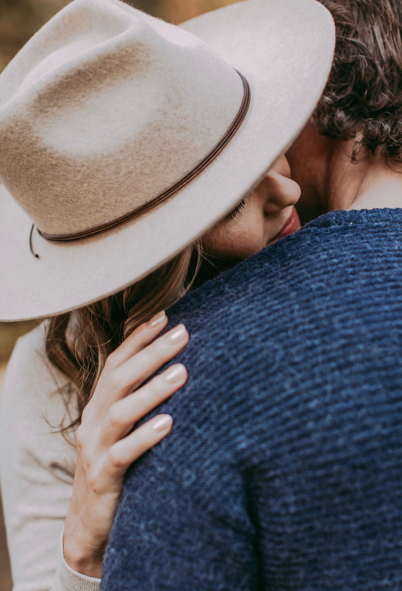 Avery | Upturned Rancher | Oat