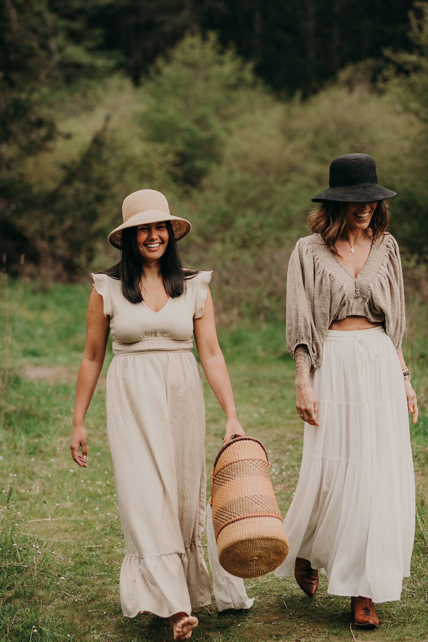 Daphne | Raffia Bucket | Noir