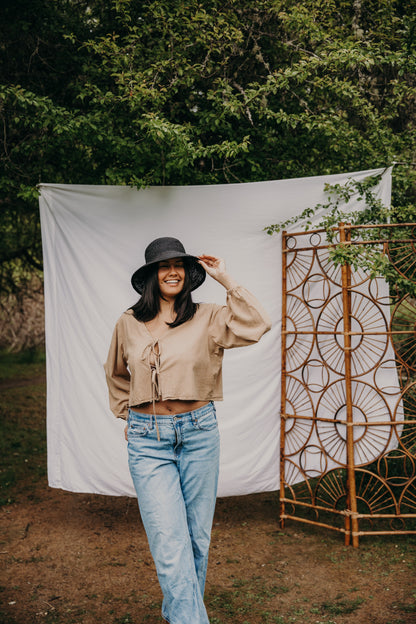 Daphne | Raffia Bucket | Noir