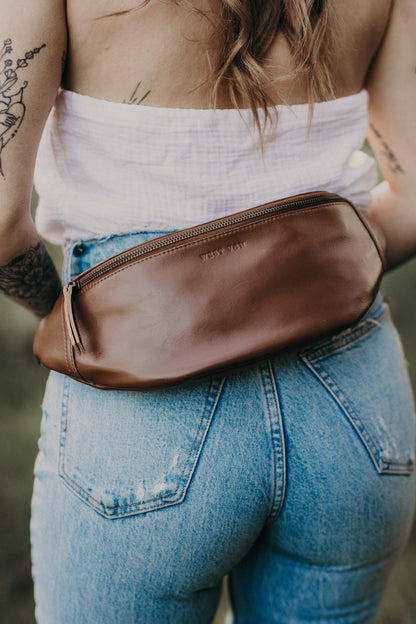 Indie | Large Essential Sling | Saddle